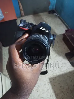 Camera Nikon D3500