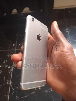 Apple iPhone 6s 16 GB Gray