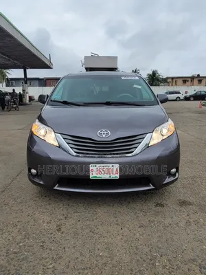 Toyota Sienna 2014 Gray