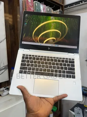 Laptop HP EliteBook 1030 8GB Intel Core i5 SSD 256GB
