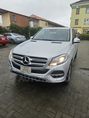 Mercedes-Benz GLE-Class 2016 Silver