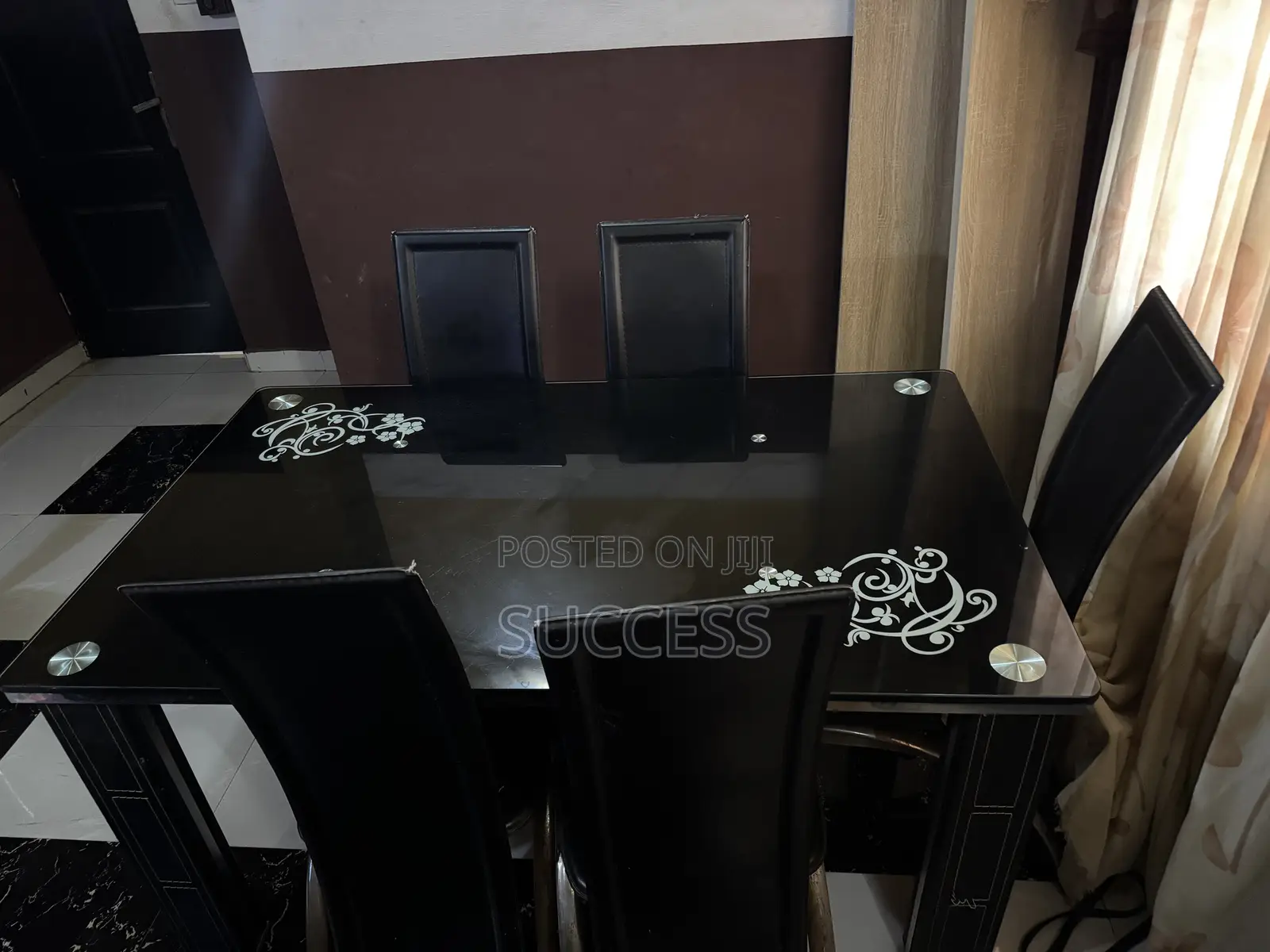 Dinning Sets