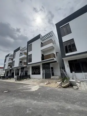 4bdrm Townhouse/Terrace in Nil, Mabushi for sale
