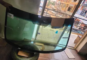 Toyota Camry 2010 Windscreen Glass