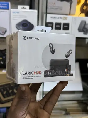 Hollyland LARK M2S Ultimate Combo Wireless Microphone System
