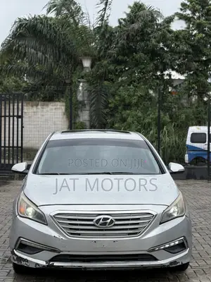 Hyundai Sonata Sport Sedan FWD (2.4L 4cyl 6A) 2017 Silver