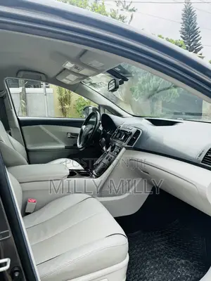 Toyota Venza 2012 Gray