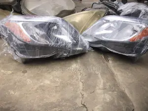 Mercedes-Benz GLK 2013 Headlight