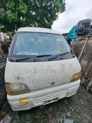 Suzuki Every 2010 White