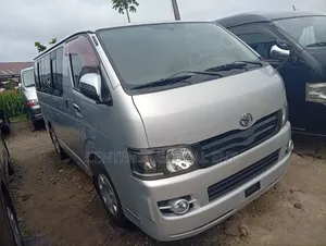 Toyota HiAce 2012 Grey