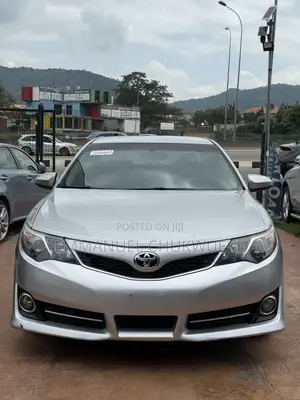 Toyota Camry 2014 Silver