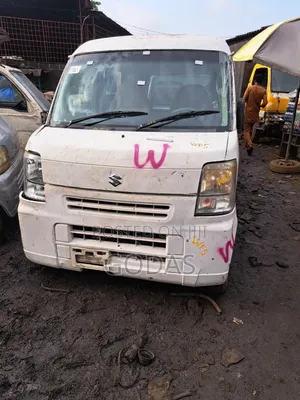Suzuki Every 2012 White