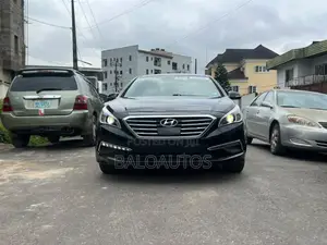 Hyundai Sonata SE 2.0T Sedan FWD (2.0L 4cyl 6A) 2013 Black