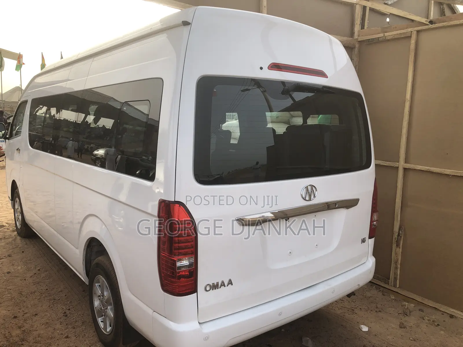 New Bus 2025 White