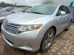 Toyota Venza 2011 Silver