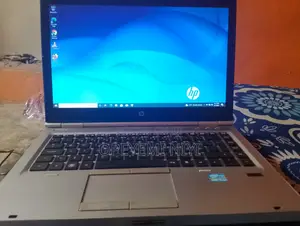 Laptop HP EliteBook 8460P 8GB Intel Core i7 SSD 128GB