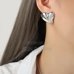Sliver Heart Trendy Woman's Jewelry Accessory