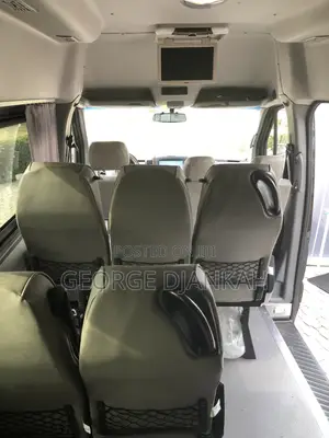 New Bus 2025 Black