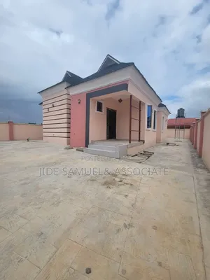 Furnished 3bdrm Bungalow in Ayobo for rent