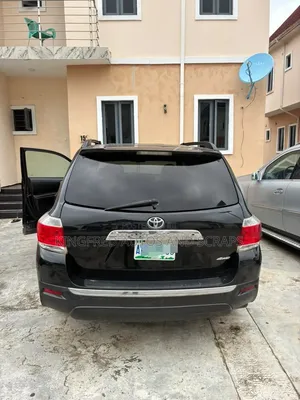 Toyota Highlander 2014 Black
