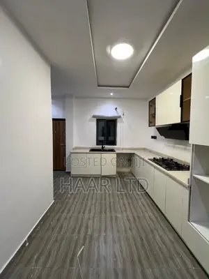 2bdrm Apartment in Lekki Phase 1 for rent