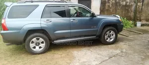 Toyota 4-Runner Limited V6 4x4 2005 Blue