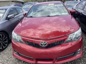 Toyota Camry 2014 Red