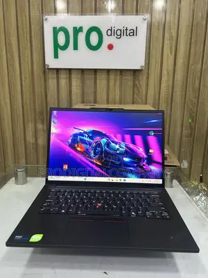 Laptop Lenovo ThinkPad P14s 32GB Intel Core Ultra 7 SSD 1T