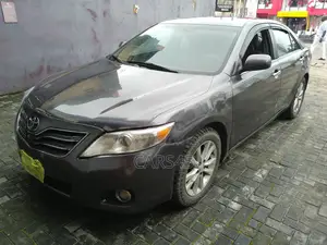 Toyota Camry 2008 Gray