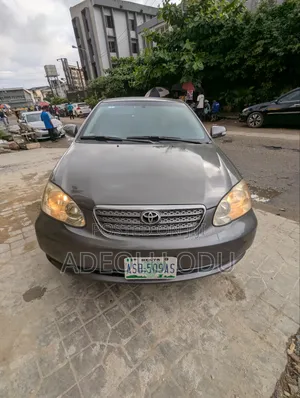 Toyota Corolla 2005 Gray