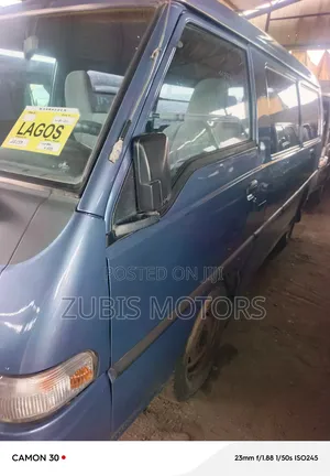 Hyundai H1 2000 Grey
