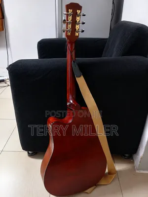 Mini/Travel-Size Cutaway Acoustic Guitar