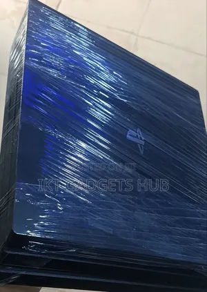 Hacked Ps4 Pro 1tb, Games Installed, 1 Pad and Accessories