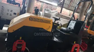 Ride-on Mini Double-Drum Vibratory Road Roller 3 Tons