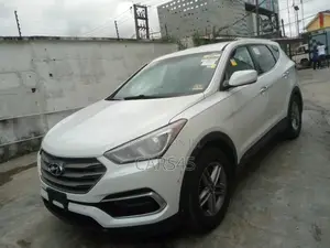 Hyundai Santa Fe 2017 White