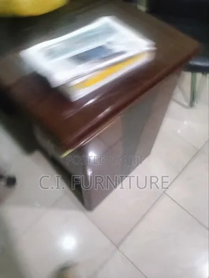 Good Office Table for People