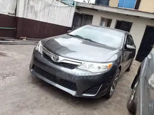 Toyota Camry 2012 Gray