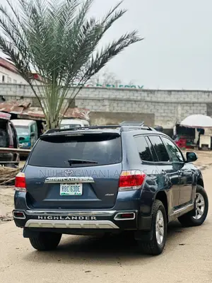 Toyota Highlander 2013