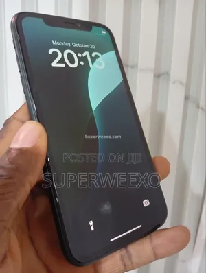 Apple iPhone XR 64 GB Black