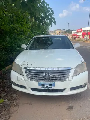 Toyota Avalon Limited Sedan FWD (3.5L 6cyl 6A) 2009 White