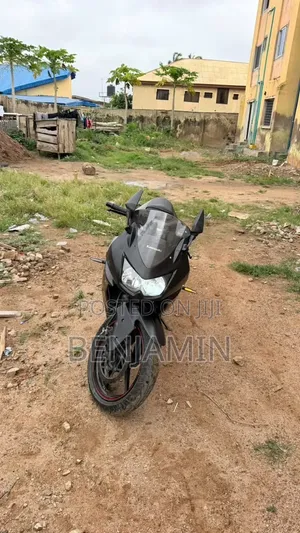 Kawasaki 2010 Black