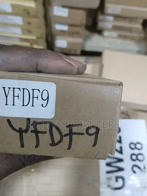 Dell YFDF9 Battery