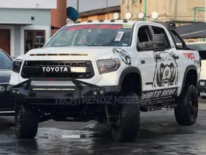 Toyota Tundra 2017 White
