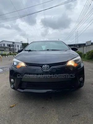 Toyota Corolla 2016 Black
