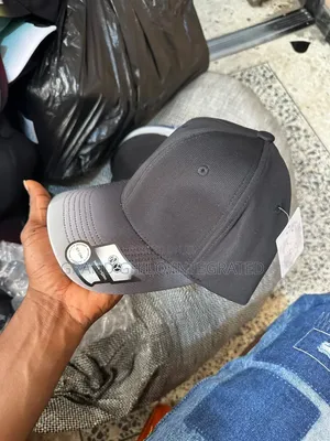 Two Tone Gradient Face Cap