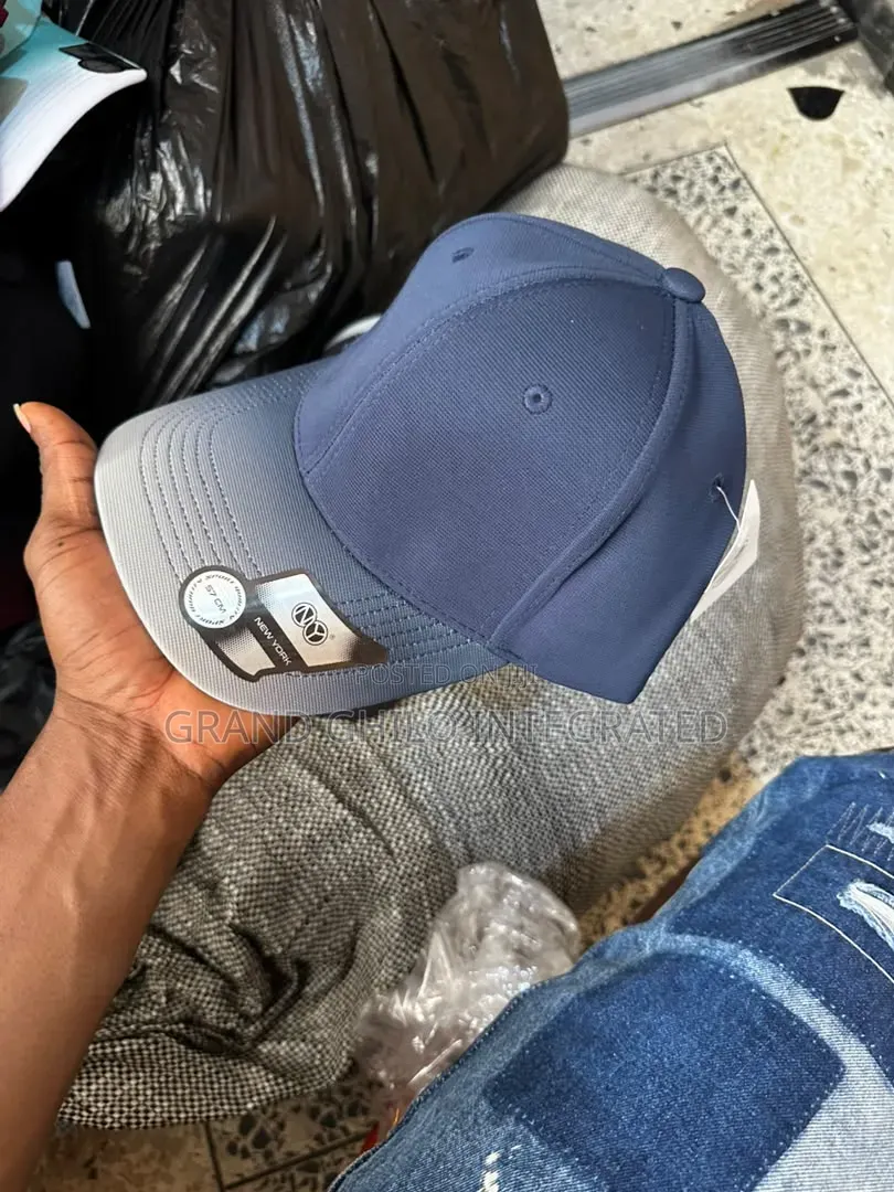 Two Tone Gradient Face Cap
