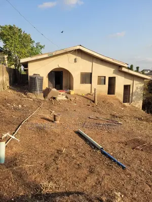 4bdrm Block of Flats in Abule Ijoko, Ifo for sale