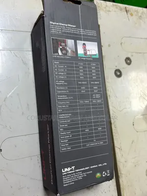 Digital Clamp Meter