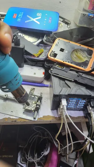 iPhone Engineer/Technician