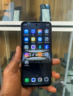 Tecno Spark 40 128 GB Black